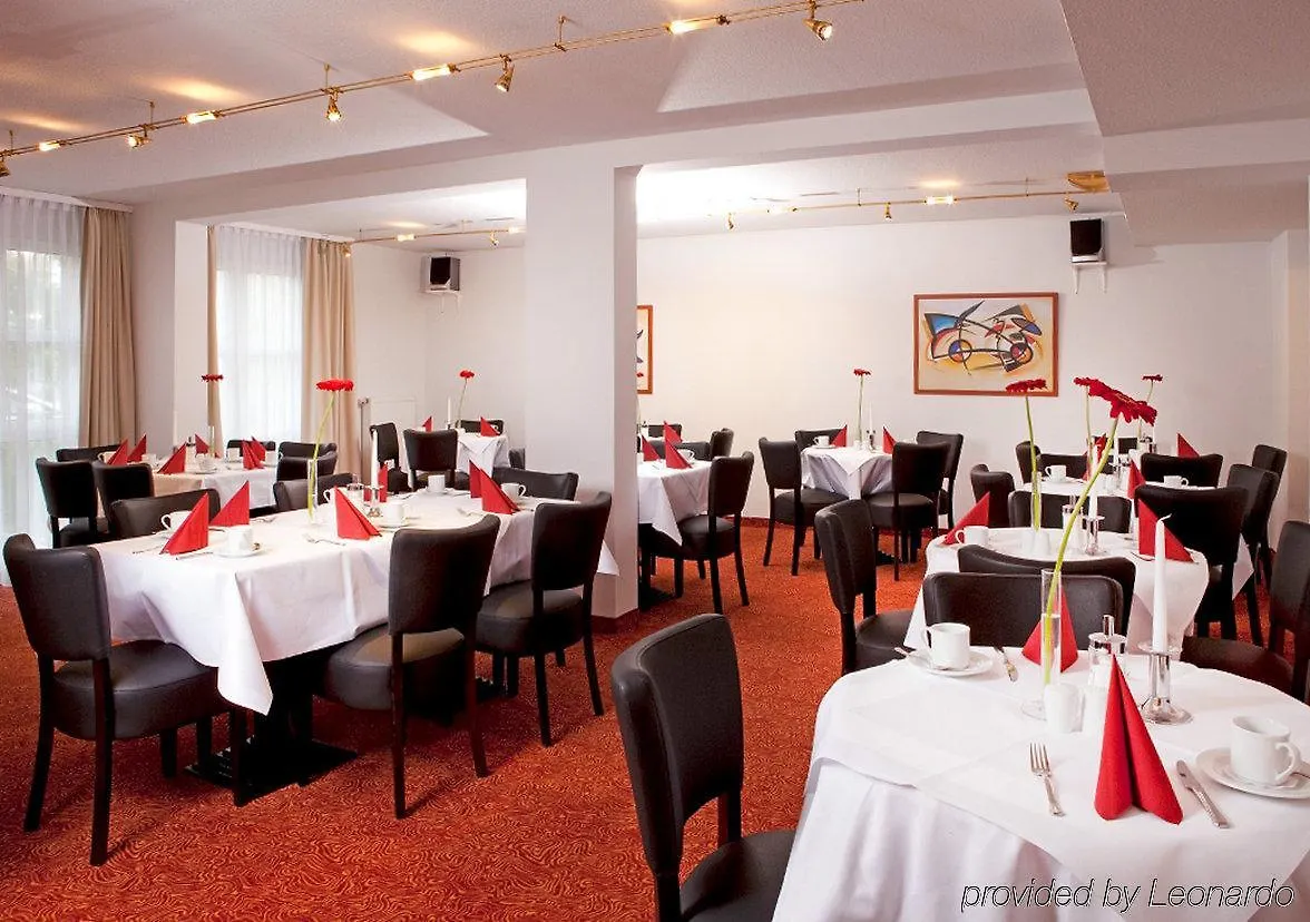 Quality Hotel Erlangen 3*,