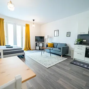 Apartment Fullhouse - - A6 - Washing Machine - Terrace - Nespresso